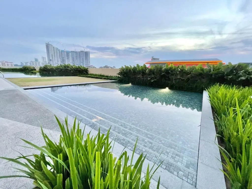 UNA Serviced Apartment by MOKA