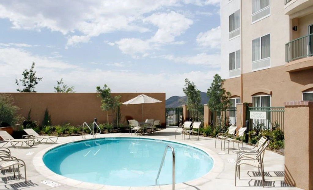 Courtyard Ventura Simi Valley