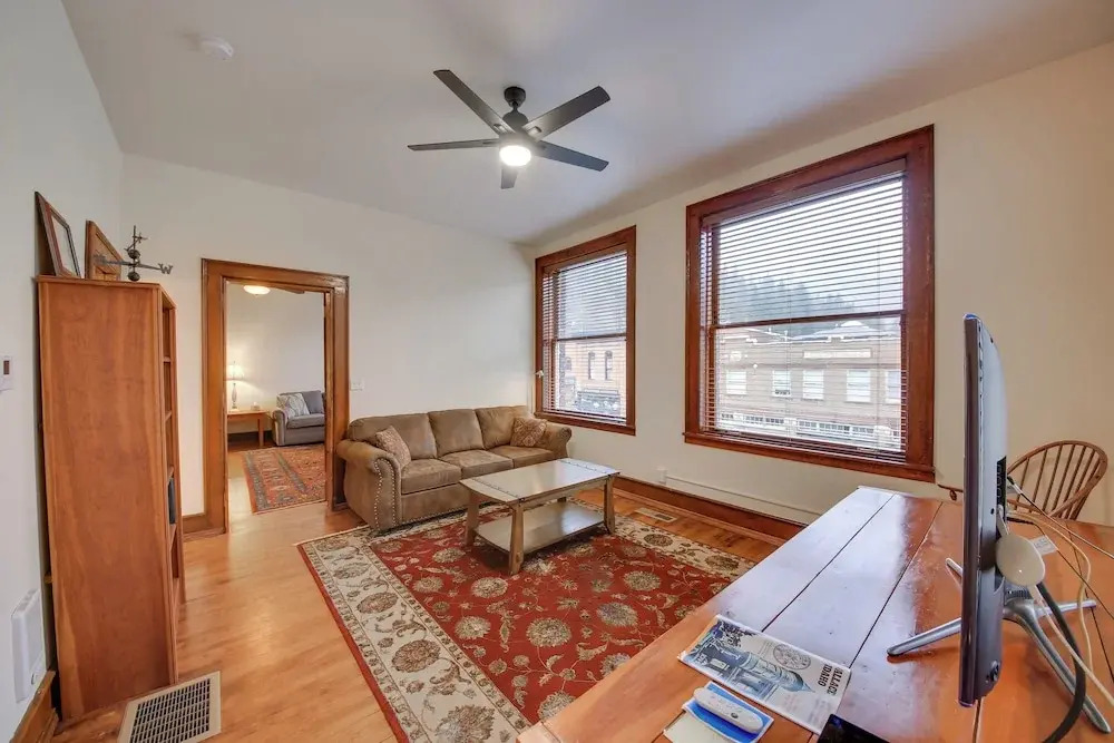 Ski & Explore! Charming Downtown Wallace Condo