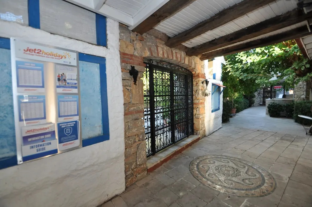 Sun Blue Apart Hotel