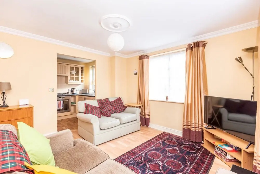 Cosy Flat for 2 nr Railway Museum & Free Parking!