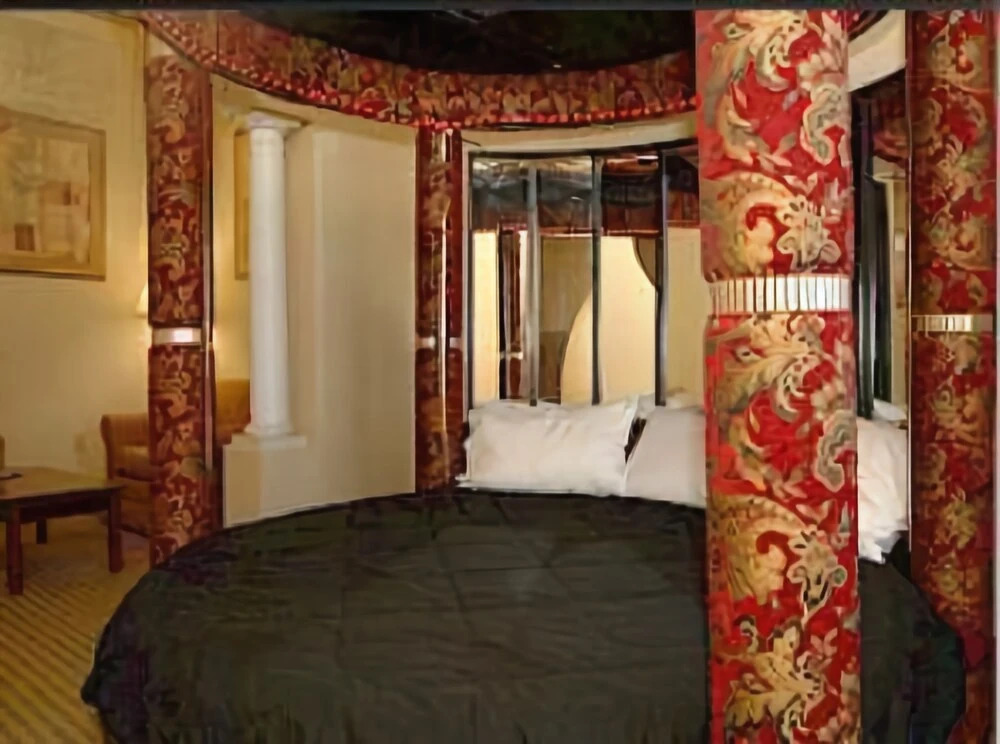 HiWay Inn Express