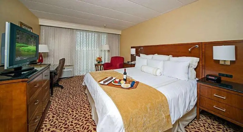 Hotel Fort Wayne