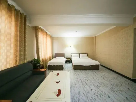Wei Long Hotel