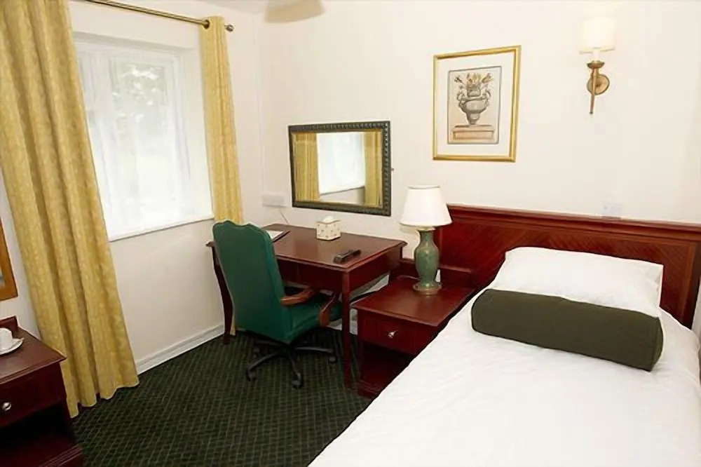 Bells Hotel
