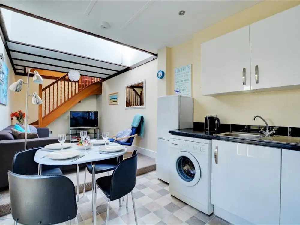 Swanky Holiday Home in Saint Merryn With Garden
