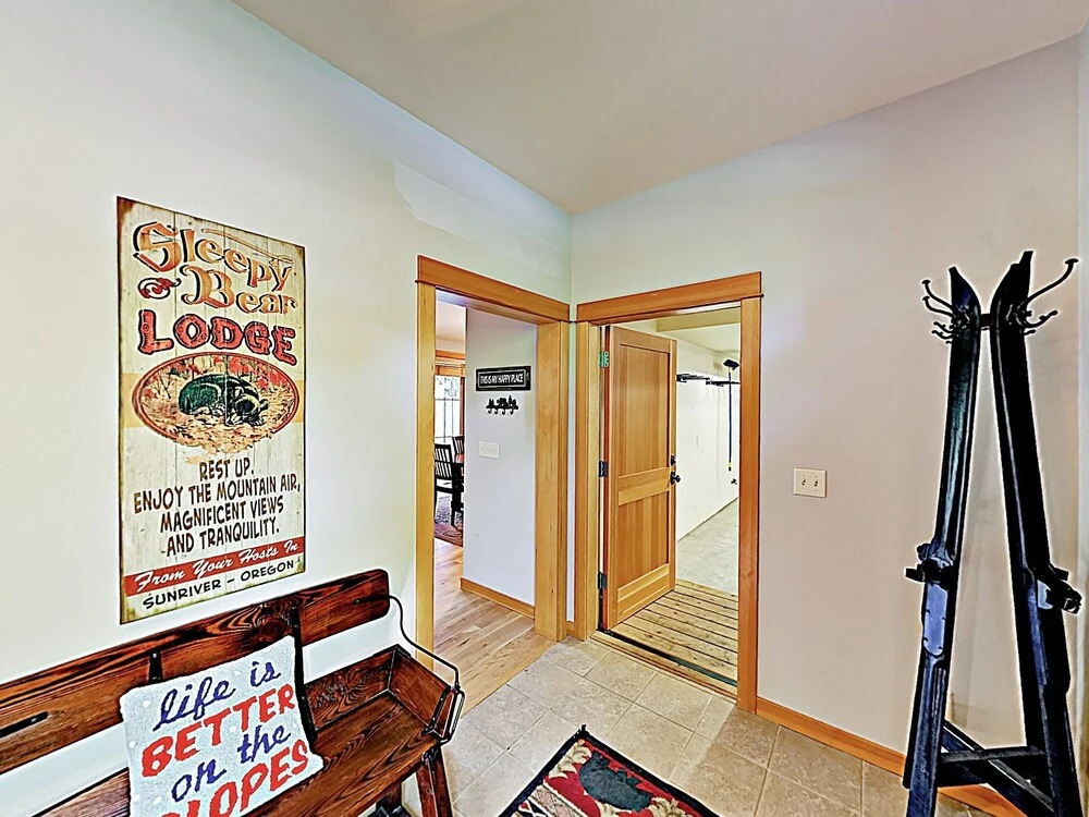 New Listing! 44 Freemont Crossing W/ Hot Tub 3 Bedroom Townhouse
