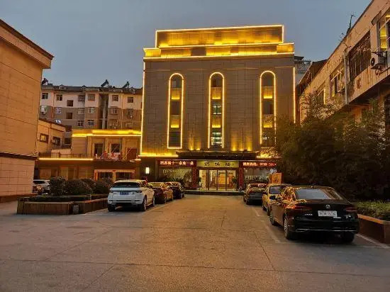 Poyang Hotel