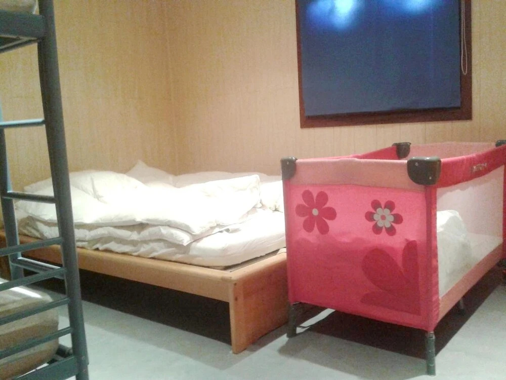 Chalet With 2 Bedrooms in Tellin, With Wonderful Mountain View, Enclosed Garden and Wifi