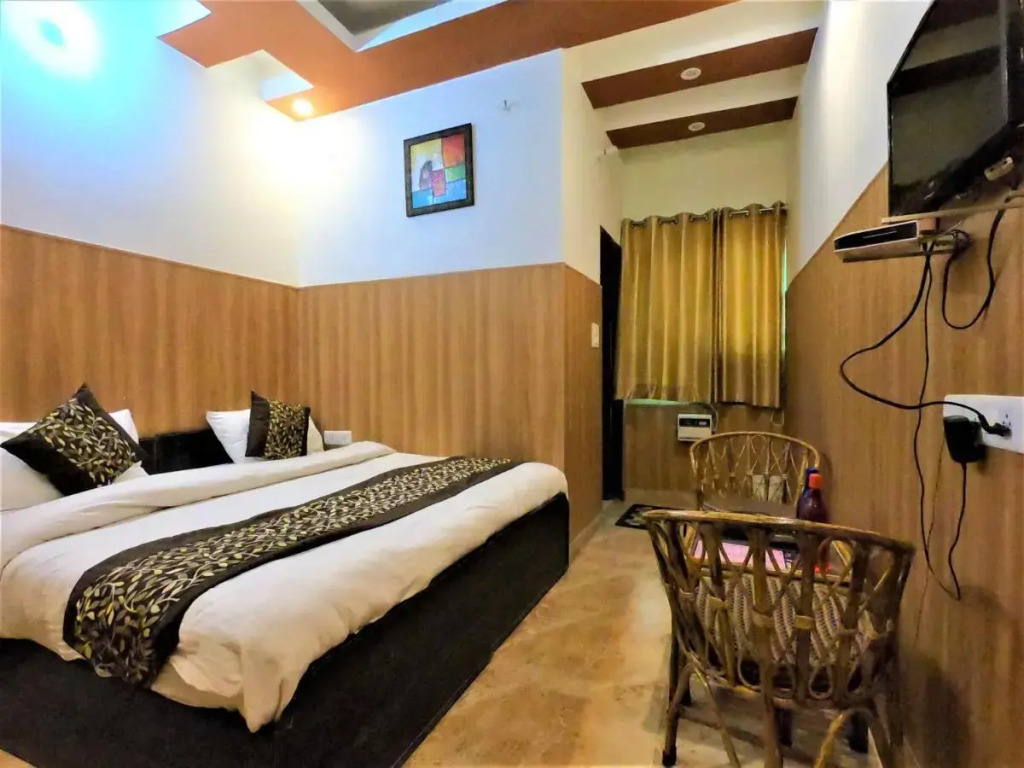 PerfectStayz Value Hills Tapovan