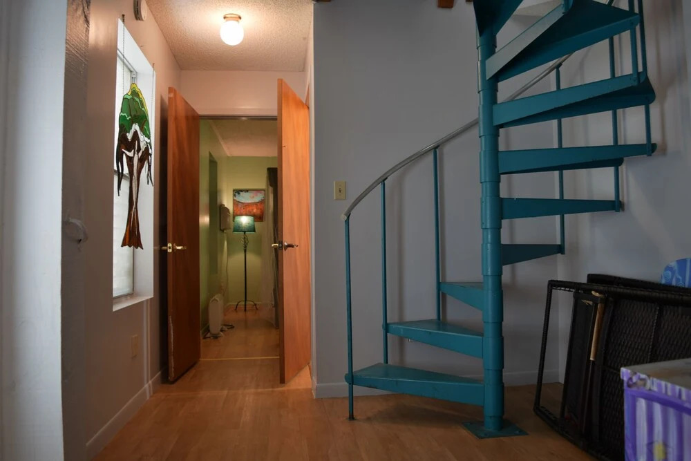 Paradise Cottage On Gulf Street - Three Bedroom Home