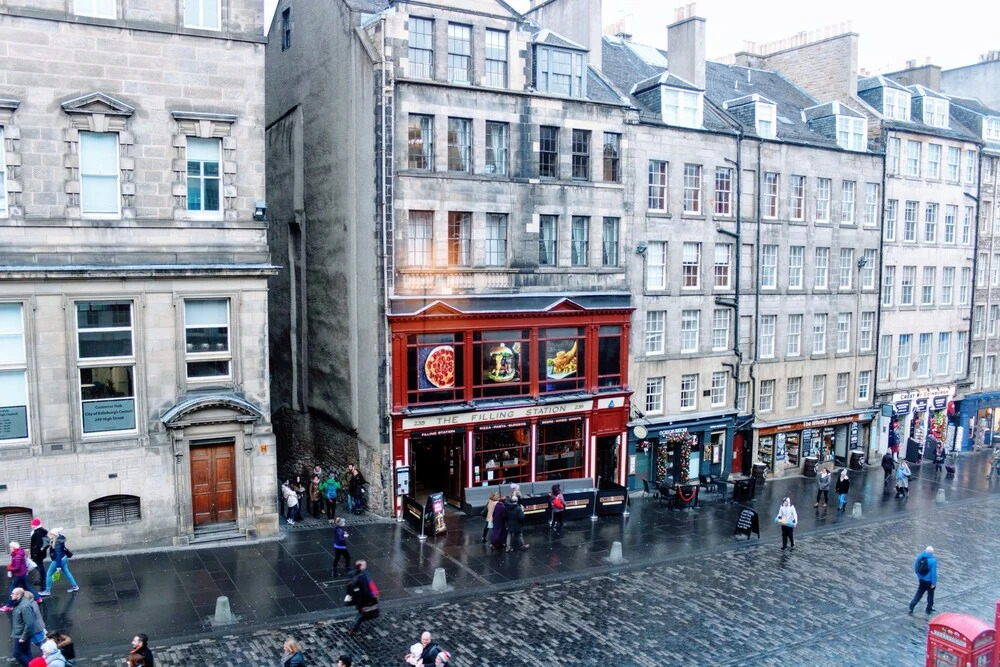 3 Bedroom Apartment On The Royal Mile