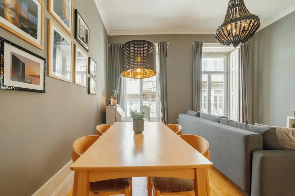 Downtown Excellence Apartment by Vacationy