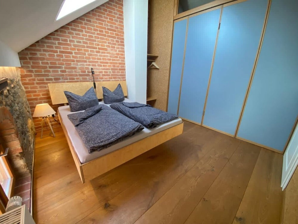 Ferienwohnung mit Kamin & Sauna im Historischen Gewolbe - Best Price!