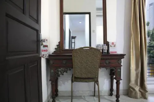 OYO 188 Wisma Nely Murni Guesthouse