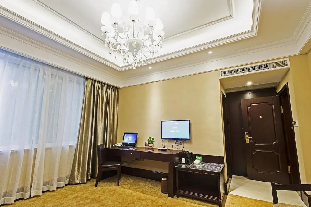 Aston Boutique Hotel