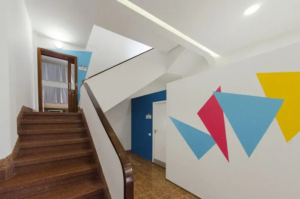 La Fabrica Urban Hostel