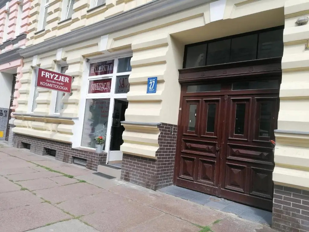 Hostel Tulip - Pokój 7 ze wspólną łazienką i kuchnią