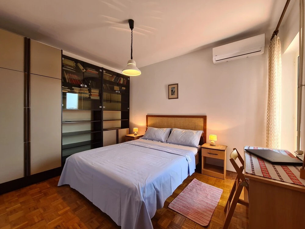 Apartment 743