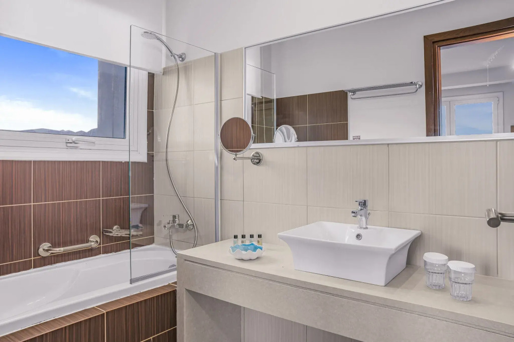 Glaros Beach Hotel