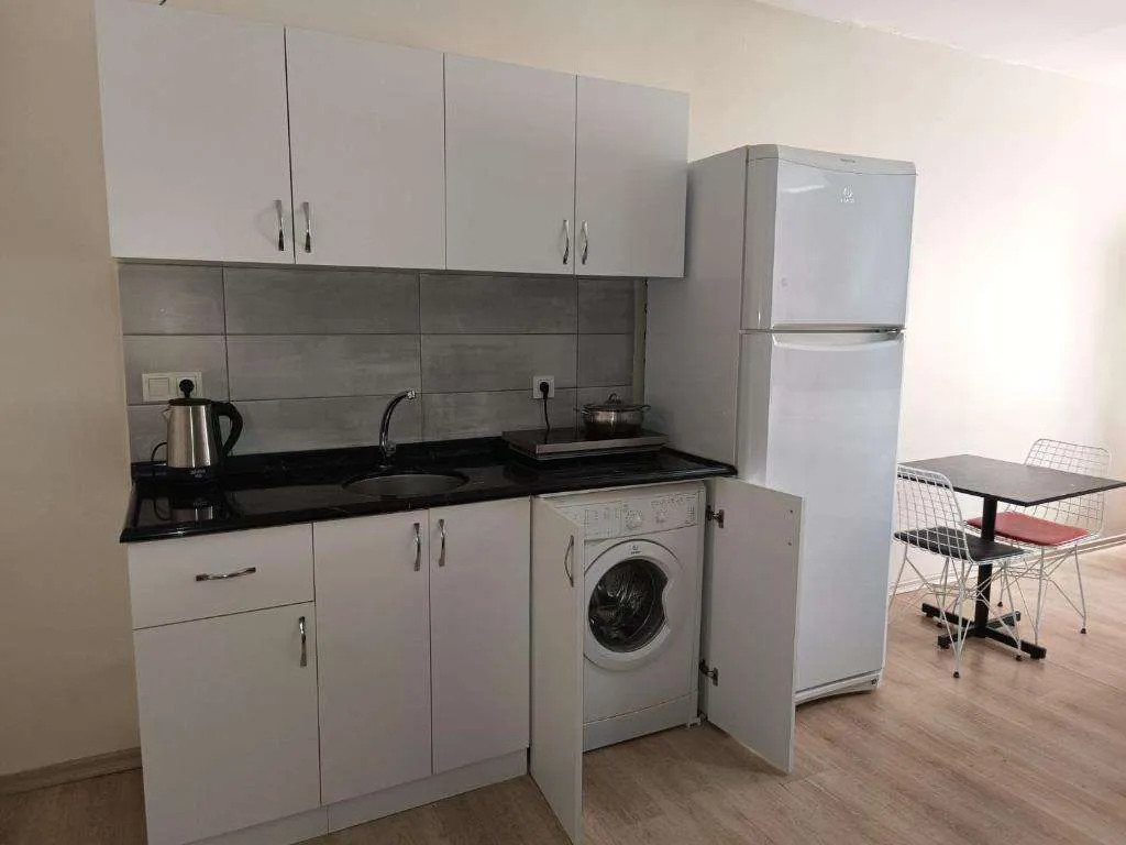 White Crown Apartman ve Yaşam Merkezi