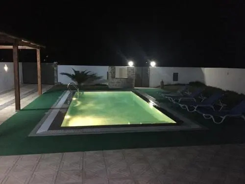 Belle Villa Avec Piscine sans vis a vis