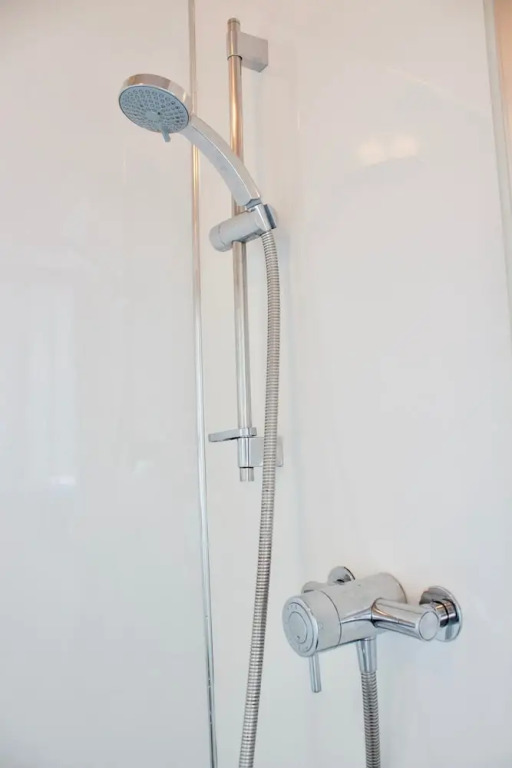 2 Bedroom Flat In Leafy Morningside