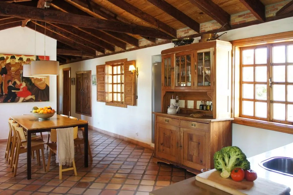 Casa Nueva