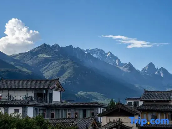 Xiaoshan Yue Homestay (Baisha Ancient Town)