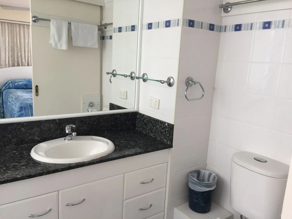Pacific Regis Beachfront Holiday Apartments
