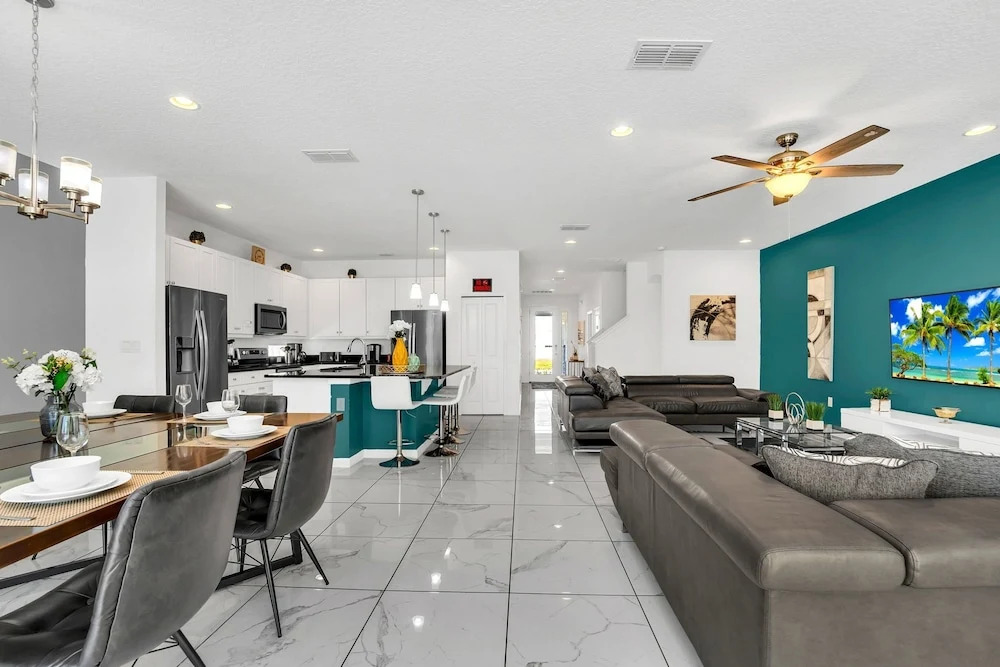 Luxury Home at Sonoma 9 En-suites Son102