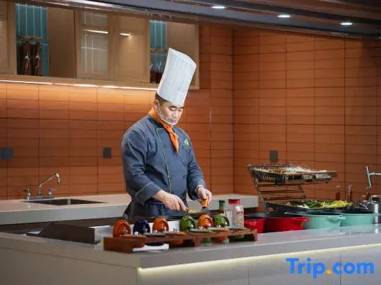 Qingdao West Coast Hilton Homewood Hotel