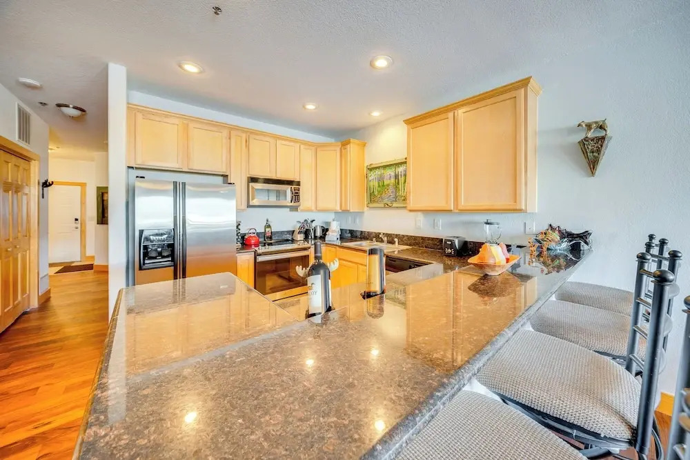 6 Mi to Keystone Resort: Dillon Condo w/ Balcony