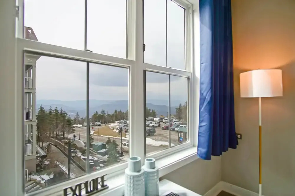 Slope Side! 2 Bed 2 Bath Expedition Station 201