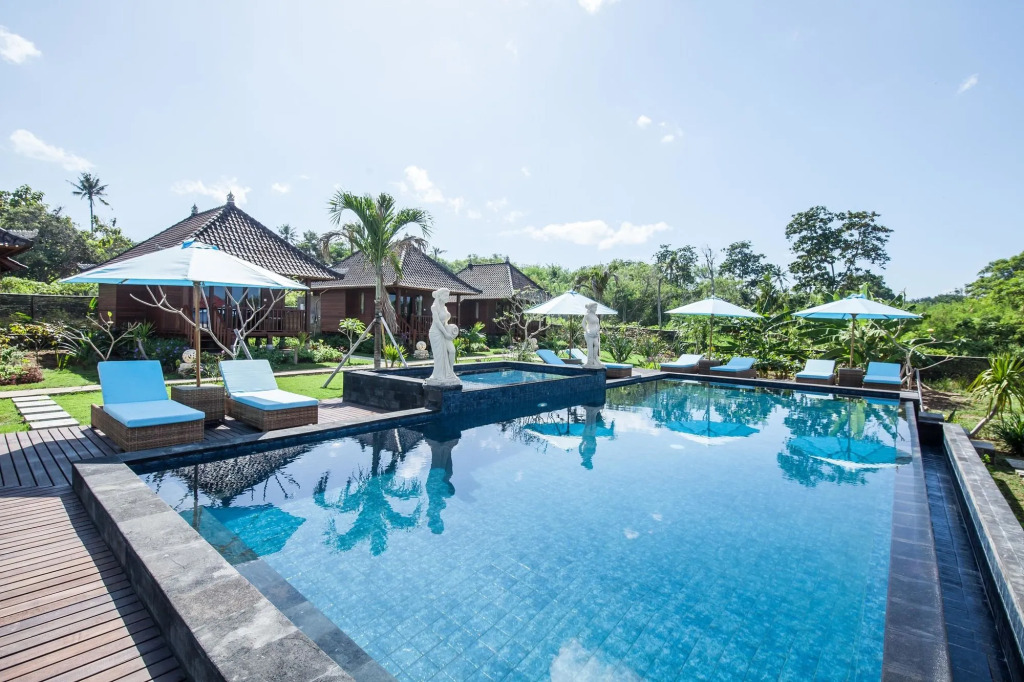 The Cubang Huts Lembongan