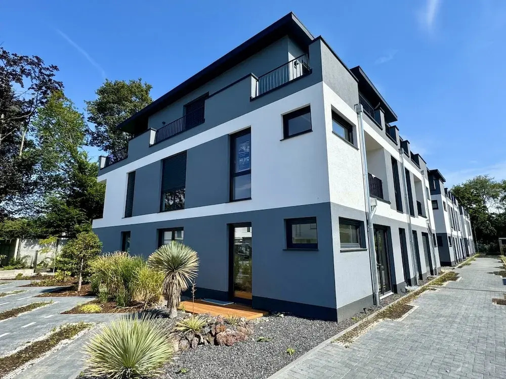 THE WOS Apartments