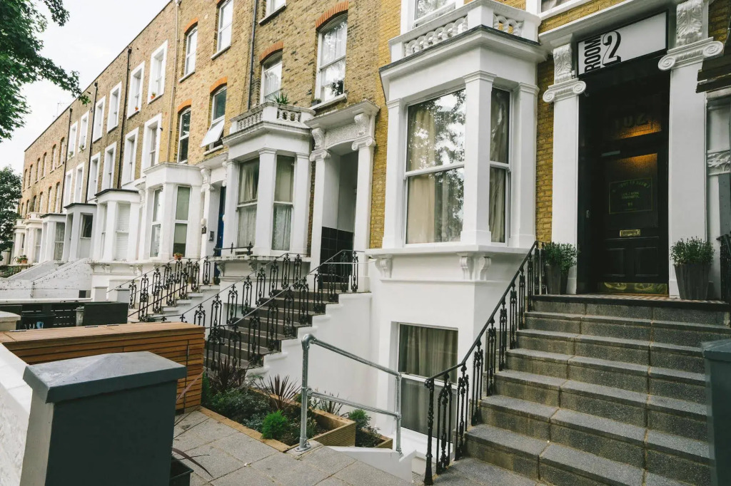 room2 London Hammersmith Townhouse