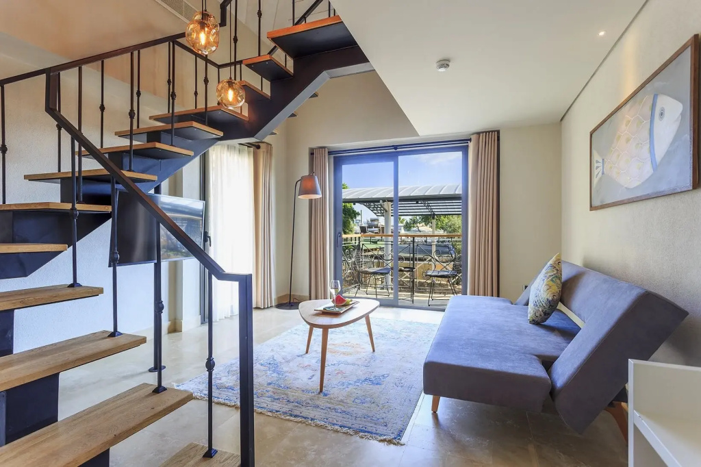 Ecclesia Hotel