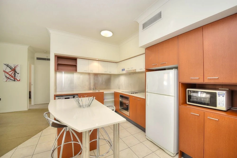 Chevron Renaissance - QStay