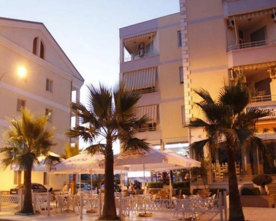 Muja Complex