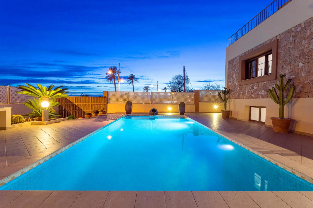 Villa in Ibiza Town Sleeps 14 16 - Villa Campo Sol