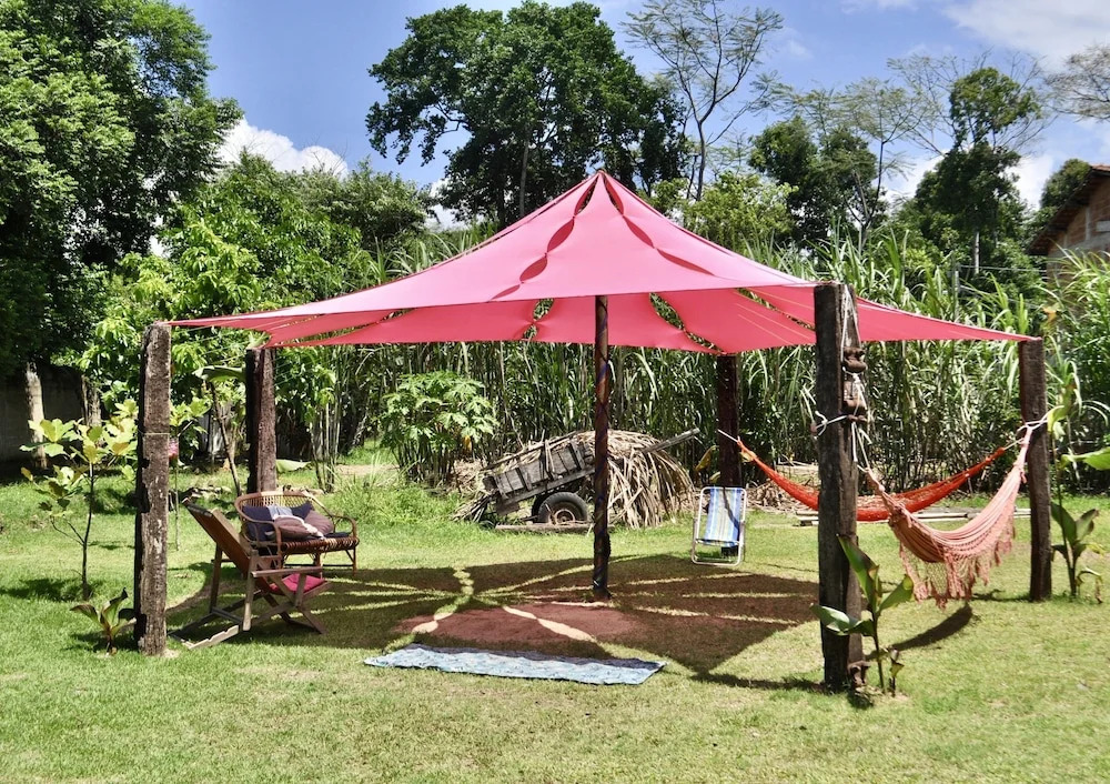 Guapuruvu Suítes & Camping