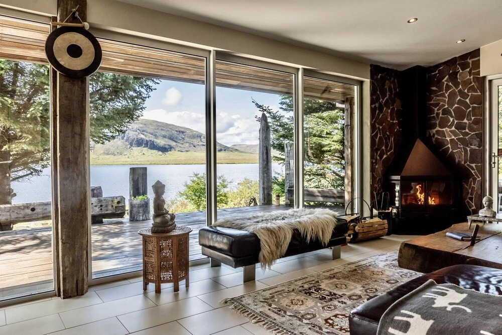 Álftavík Lakefront Villa