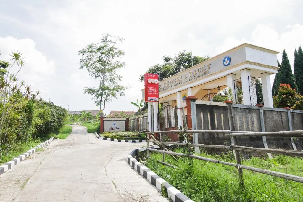 Hotel O Edotel Smkn 1 Pacet Syariah