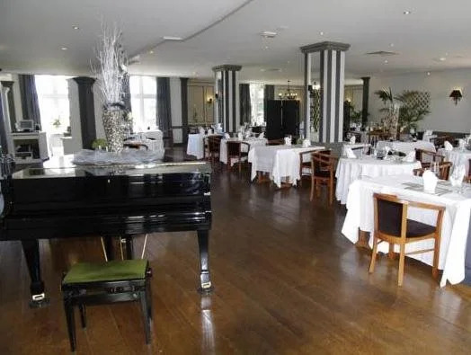 Logis Hôtel & Restaurant - Les Tuileries