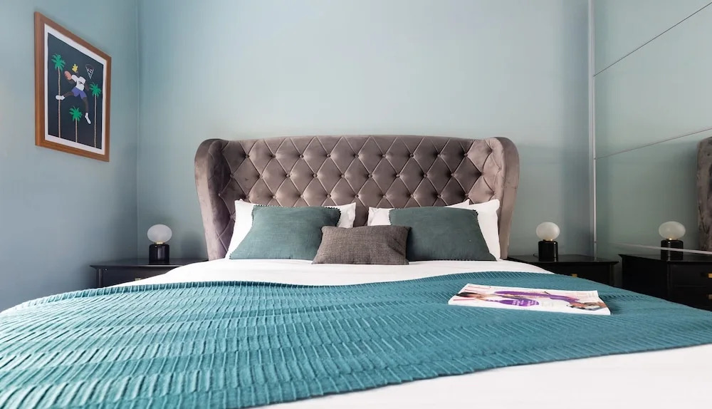 The Marble Arch Escape - Bright & Modern 2BDR Apartment