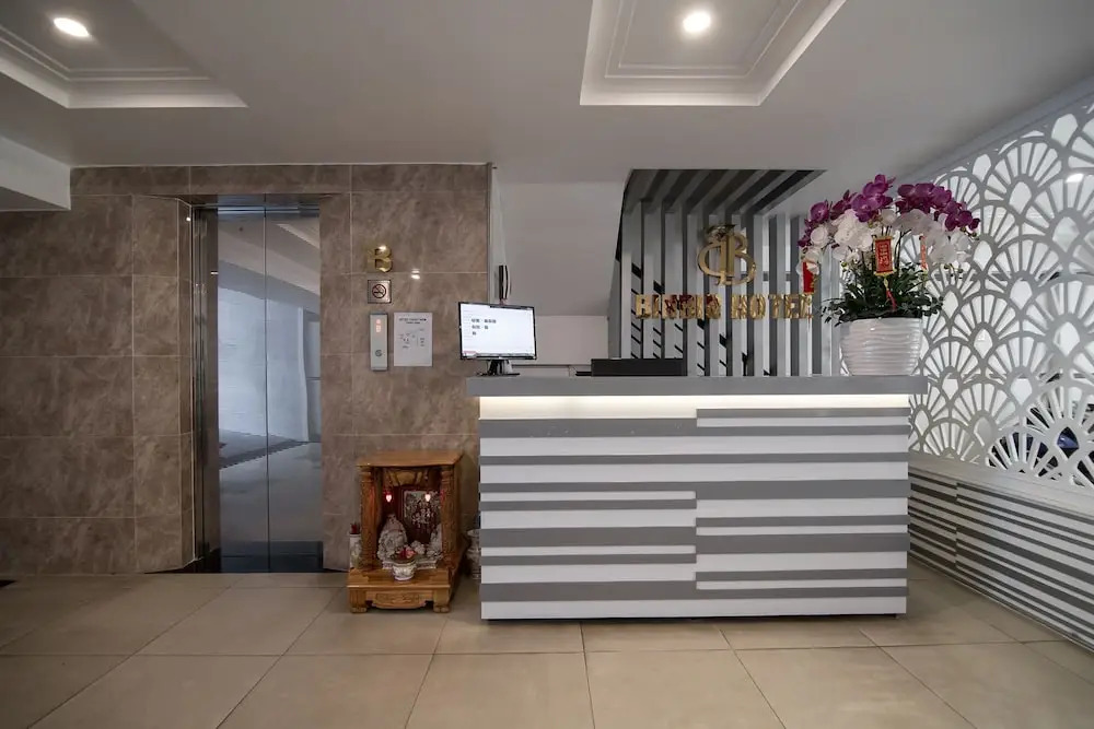 Bin Bin Hotel 4 - Near Sunrise City D7