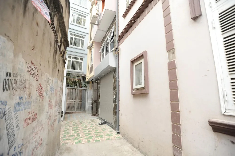 Ruby Lakeview homestay