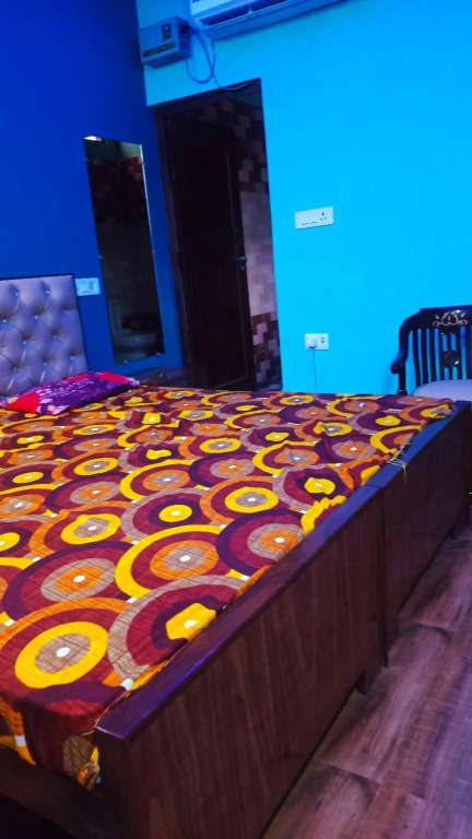Hotel O Sky Hills Near Chaudhary Charan Singh International Airport