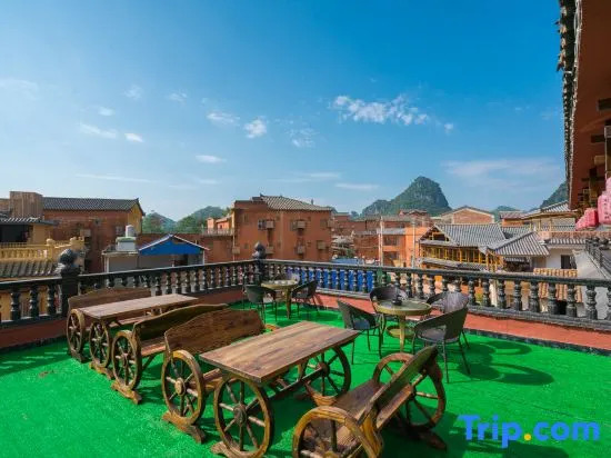 Puzhehei Yunshuijian Inn